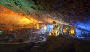 Sung Sot Cave (Surprise Cave)