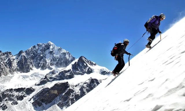 How Long Does It Take to Climb Mount Everest? in 2024